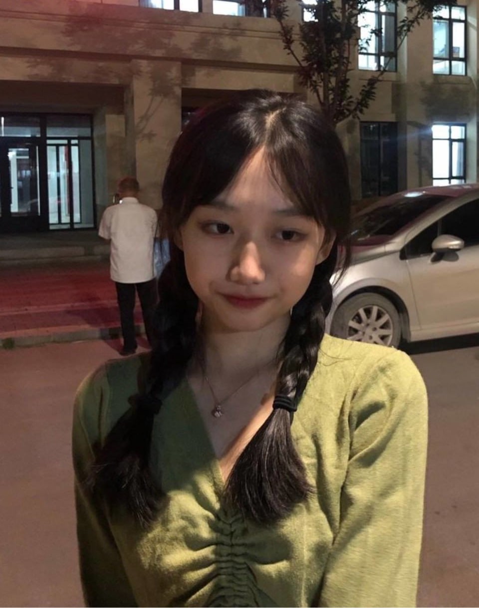 极品高颜值舞蹈学生妹 - 私房ACG - sifacg.com