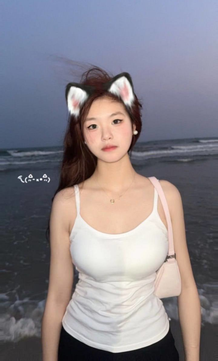 超高颜值的贵州极品大学生，男朋友吵架分手，男友拿照片视频曝光 - 私房ACG - sifacg.com