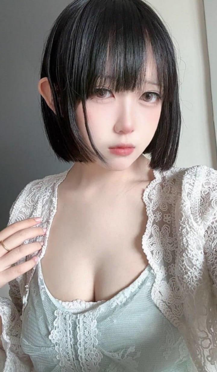 非主流短发萝莉, 美乳嫩穴 情趣女仆白丝真空开档 - 私房ACG - sifacg.com