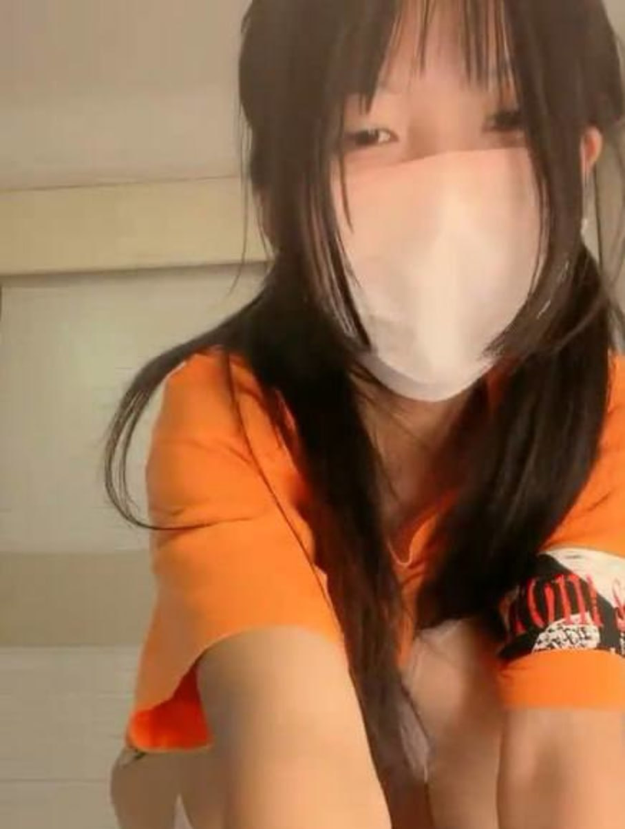 顶美高颜值的少女，情侣大秀直播 - 私房ACG - sifacg.com