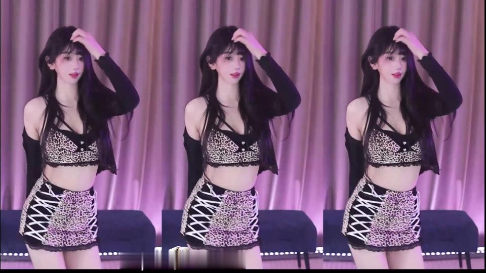 主播金灿灿  豹纹镂空吊带+交叉绑带短裙性感撩发 - 私房ACG - sifacg.com