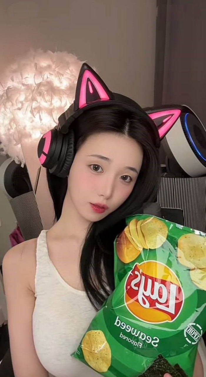 梦中女神【 李妍雨 】高颜值巨乳肥臀福利姬 - 私房ACG - sifacg.com