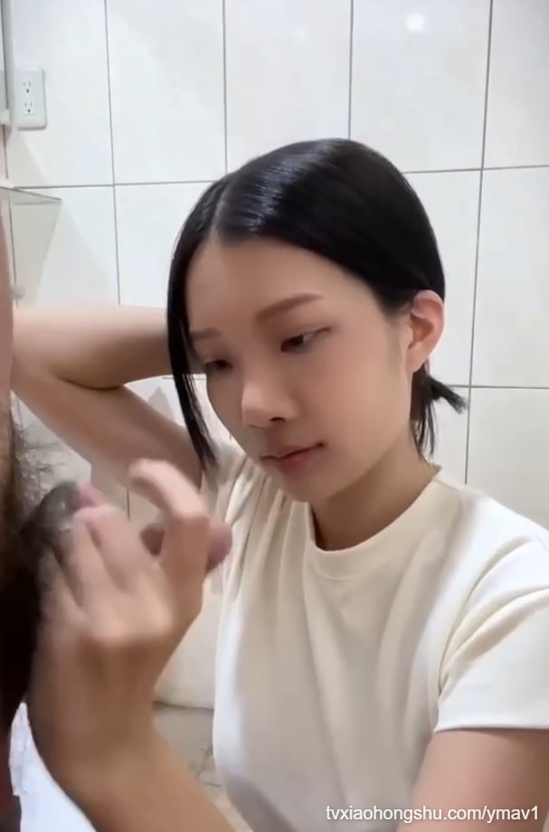 口交专场神仙颜值小姐姐厕所埋头吃鸡口爆吞精 - 私房ACG - sifacg.com