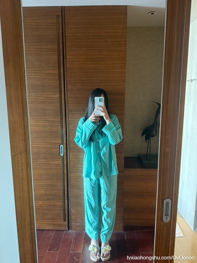 朋友圈and小黄书 - 私房ACG - sifacg.com