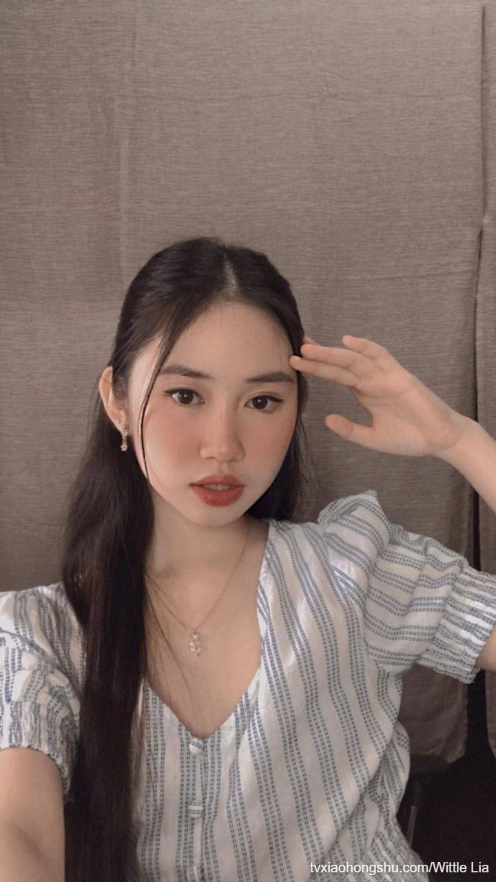 欲求不满要自慰 - 私房ACG - sifacg.com