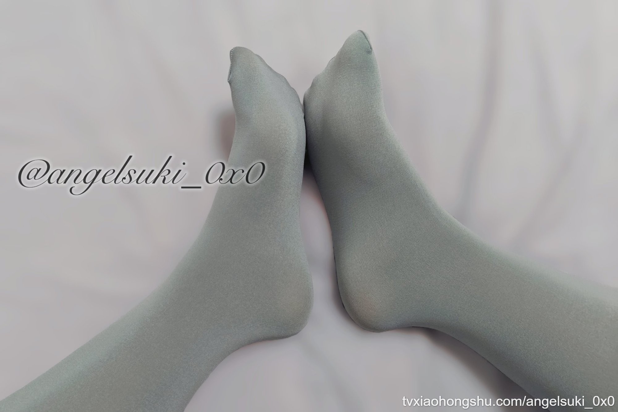 又在盯着脚底看吗？主人真是变态呢 - 私房ACG - sifacg.com