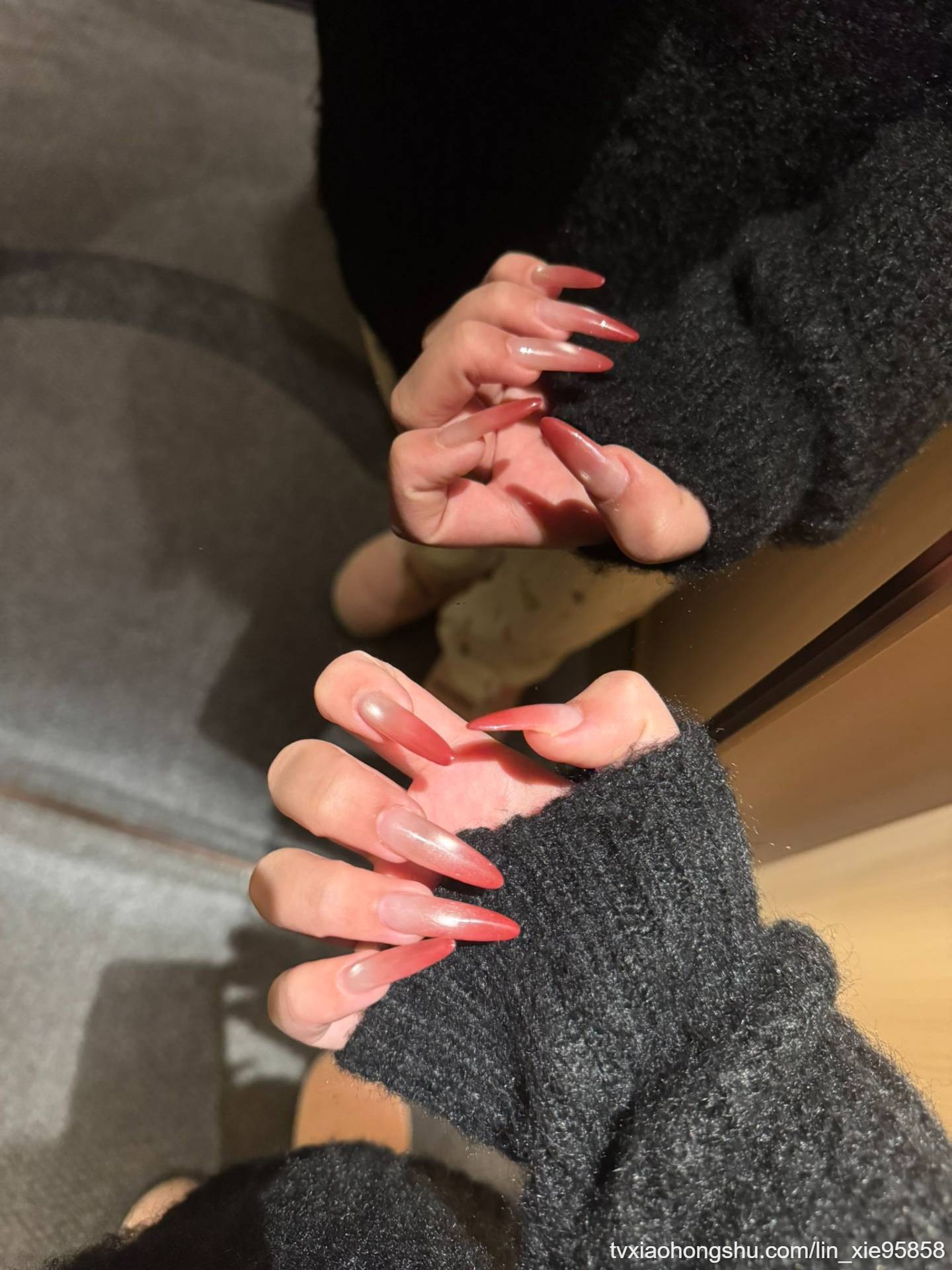 做了新的指甲 - 私房ACG - sifacg.com