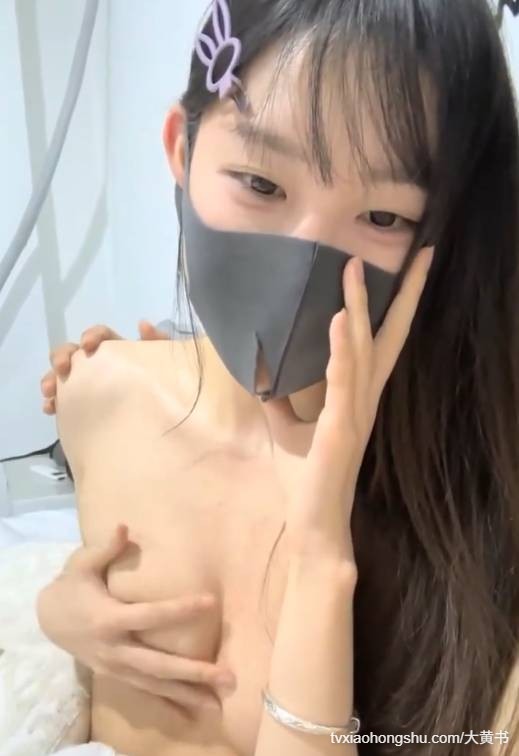 学生嫩妹 JK制服黑丝马油袜学妹与男友直播做爱扣得骚穴狂出淫水 - 私房ACG - sifacg.com