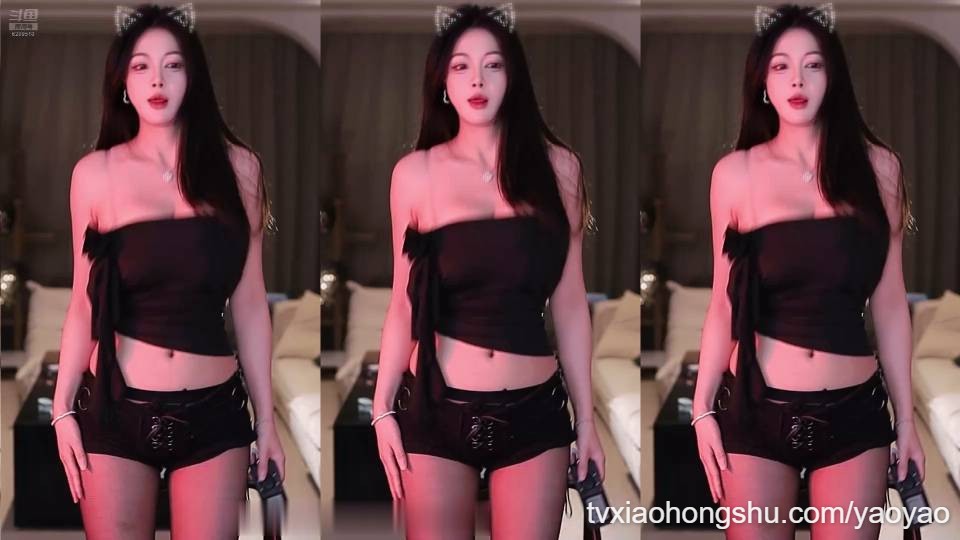 主播#一清 露脐抹胸性感撩人的俏皮猫娘风 - 私房ACG - sifacg.com