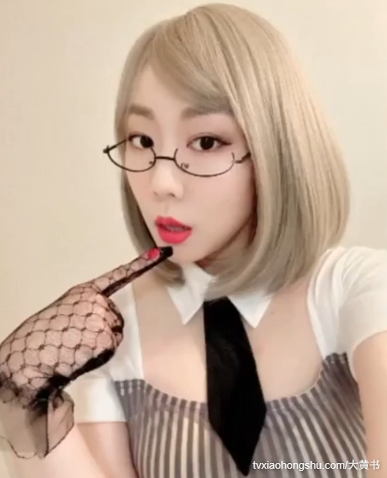 网红女神 淫荡剧情私拍 出门倒垃圾被邻居尾随强奸 - 私房ACG - sifacg.com