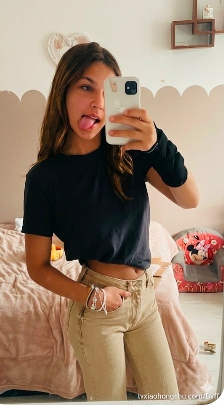 Mais la a poil et fait lq se doiter la chatte - 私房ACG - sifacg.com